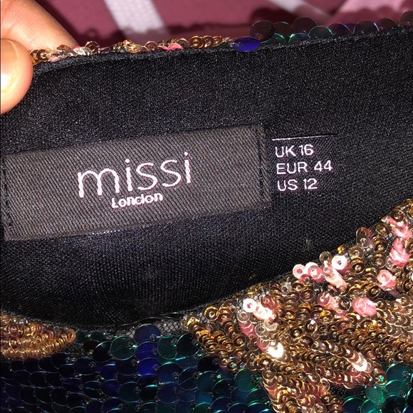 Blue Green & Gold Sequence - Picture 5 of 5